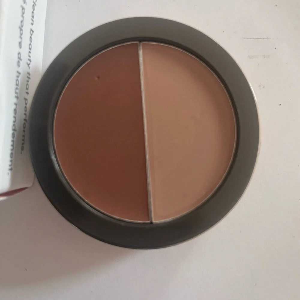 Jane iredale Concealer under eyes and face